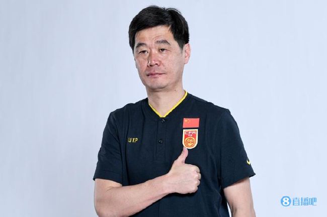 吴梦梦到粉丝家里实战吃鸡在线观看